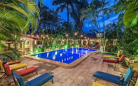 Hotel Villas Lirio